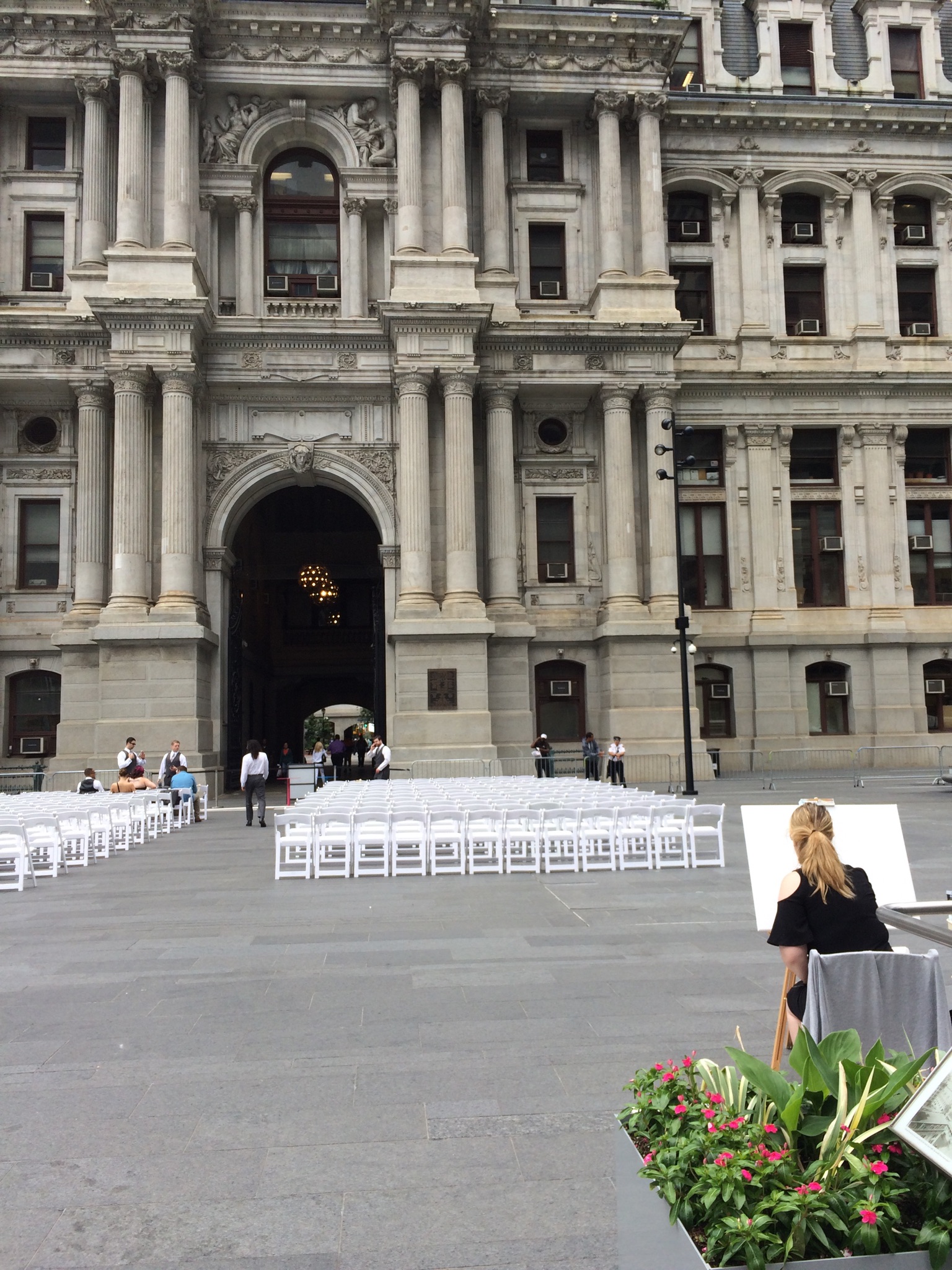 artist brittany branson live wedding painting in front of philadelphia city hall