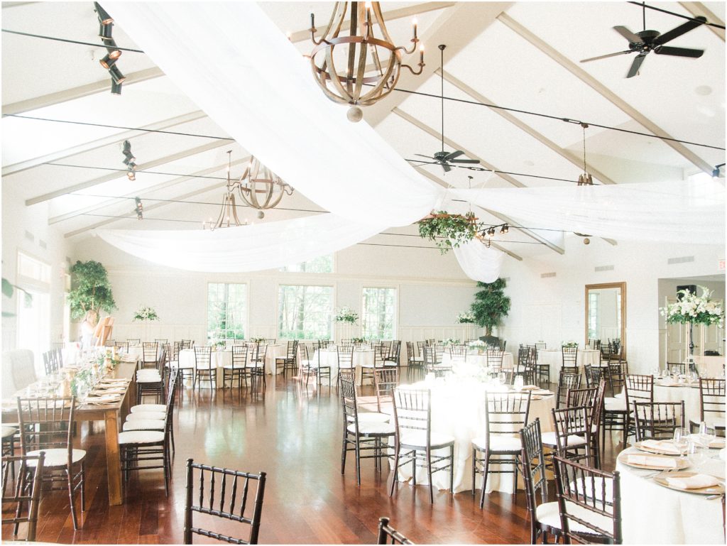 Chesapeake Bay Beach Club Wedding. Live First Dance Painting by Brittany Branson. Image by Manda Weaver Photography.